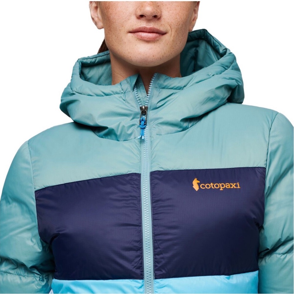 Cotopaxi Solazo Sky and Navy Hooded Down Jacket - Picture 7 of 8